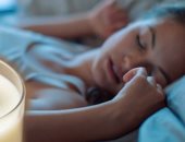 صحتك فى وصفة.. خلطة زيت جوز الهند وملح البحر لعلاج الأرق