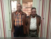 سقوط عاطلين انتحلا صفة ضابطى شرطة للاستيلاء على أموال المواطنين بالأميرية