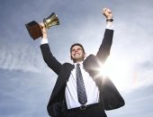 الفلك لمواليد 8 فبراير: تعتمد على نفسك لتحقيق النجاح