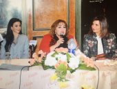 وزيرة الهجرة: كتاب منى رجب "أوراقى فى قلب الخطر"  تأكيد على جدارة المرأة المصرية