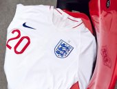 منتخب إنجلترا يكشف عن قميصه الجديد فى كأس العالم 2018