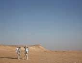 رواد فضاء ناسا يقضون شهرا فى صحراء عمان لمحاكاة العيش على المريخ
