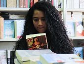 إقبال كبير على معرض الكتاب قبل انتهائه بيومين (صور)