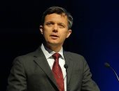 ولى عهد الدنمرك يغادر الأولمبياد لتدهور حالة والده