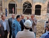 وزير الإسكان لمسئولى مشروع "روضة السيدة":" لازم يخلص آخر يونيو المقبل"