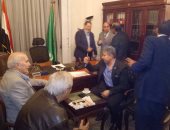 صور.. سيد عبد العال ورئيس برلمانية "النور" ينضمان لاجتماع دعم الأحزاب بـ"الوفد"