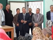 "وكيل تعليم دمياط" يتفقد الدورات التدريبية بمركز التدريب الرئيسى