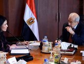 رئيس الوزراء يلتقى وزيرة السياحة لمتابعة عدد من ملفات القطاع (صور)