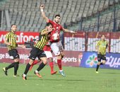 فيديو وصور.. أمطار فى مباراة الأهلى والمقاولون