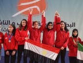 صور.. مصر تتوج بذهبية فرق سيف المبارزة بمنافسات البطولة العربية للسلاح