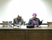 صور.. "الشعر فى عيد الحب" ثانى الأمسيات الشعرية فى المجلس الأعلى للثقافة