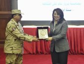 غادة والى تعلن مبادرة جديدة لتوفير التدريب العملى لطلاب أداب جامعة القناة 