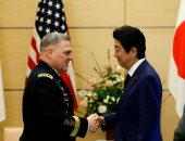صور.. رئيس أركان الجيش الأمريكى يلتقى رئيس وزراء اليابان فى طوكيو