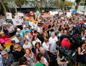 صور.. وقفة بفلوريدا تطالب الحكومة بفرض قوانين لتقييد حيازة الأسلحة النارية