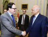 رئيس مجلس النواب يلتقى سفيرى فرنسا وكازاخستان بمكتبه 