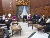 الإمام الأكبر لوفد كنيسة "كانتربرى": الأزهر لا يؤمن بنظرية صراع الحضارات