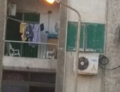 قارئ يرصد إنارة عواميد الكهرباء نهاراً فى سموحة بالإسكندرية