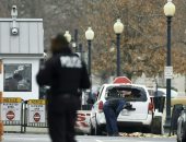 الشرطة الأمريكية: حادث الحاجز الأمنى بمحيط البيت الأبيض لم يكن يستهدف الرئيس
