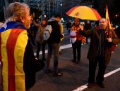 صور.. تظاهر مواطنو كتالونيا احتجاجا على زيارة ملك إسبانيا للإقليم