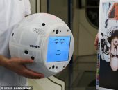 روبوت CIMON يصل لمحطة الفضاء الدولية لمساعدة الرواد وتسليتهم