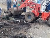 صور.. رفع مياه الأمطار ومخلفات القمامة وتطهير الترع بكفر الشيخ