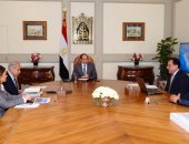 صور.. السيسى يبحث الموقف التنفيذى للعاصمة الإدارية ومدينة العلمين الجديدة