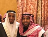 صور.. شاهد مؤمن زكريا بالزى السعودى فى حفل زفاف صديقه بأهلى جده