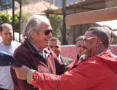 صفحة الأهلى تنشر صور زيارة مانويل جوزيه لفرع النادى بالجزيرة