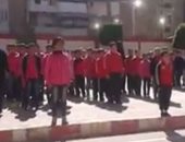 فيديو.. طلاب مدرسة ابتدائية فى بور فؤاد يرددون نشيد الصاعقة "قالوا إيه"