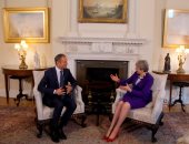 صور.. رئيسة حكومة بريطانية تلتقى رئيس المجلس الأوروبى لبحث "بريكست"