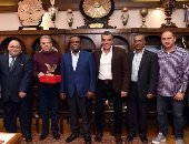 الأهلى يستقبل وفدًا من جمهورية إريتريا.. صور