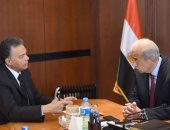 صور.. رئيس الوزراء يبحث مع وزير النقل تداعيات حادث قطارى البحيرة