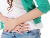 علاج الإمساك بممارسة رياضة المشى وأكل المكسرات