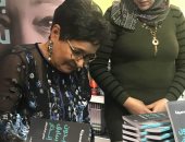 صور.. أنيسة حسونة: الكتابة تجربة رائعة وقد أكتب عن تجربتى بالبرلمان