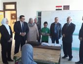 صور.. رئيس قطاع التعليم العام يشيد بمدارس جنوب سيناء