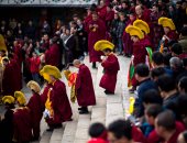 البوذيون يحتفلون بمهرجان الصلاة الكبير فى التبت (صور)