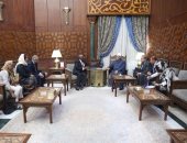 الإمام الأكبر: خريجو الأزهر فى إفريقيا حائط صد فى مواجهة الأفكار المتطرفة