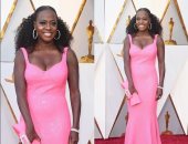 فيولا ديفيس بإطلالة وردية فى حفل الأوسكار الـ90