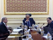 رئيس الوزراء: موازنة 2018/2019 تستهدف تخفيض العجز ومعدلات البطالة (صور)