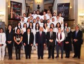 الرئيس السيسى ينشر صورة تجمعه بأبطال "سلم نفسك".. ويؤكد: تابعتهم بفخر 