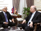 محافظ القاهرة يستقبل سفير نيبال لبحث التعاون المشترك