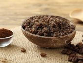 وصفات طبيعية لتنظيف البشرة بالقهوة من التطهير للماسكات