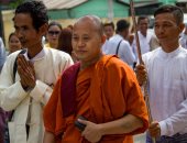 صور.. راهب بوذى متطرف يعود للخطابة بعد عام من حظره فى ميانمار