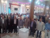 صور.. معلمو مركز الفشن ببنى سويف ينظمون احتفالية تأييد للرئيس السيسي