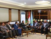 محافظ كفر الشيخ يتابع إنشاء مصنع الرمال السوداء بالبرلس