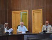 البحر الأحمر تناقش الاستعداد للاحتفال بعيد الأم وتكريم المثاليات