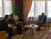 وزير الطيران يستقبل السفير الصينى لبحث تدشين خط جوى بين القاهرة وشنغهاي