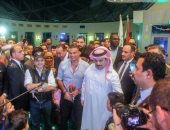 صور.. تركى آل الشيخ وعمرو دياب وهنيدى وحماقى يزورون مستشفى 57357