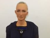فيديو.. الروبوت العالمى صوفيا وشقيقها هان يشاركان فى معرض جيتكس دبى