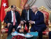 رئيس برلمان العراق يؤكد تطلع بلاده لمشاركة الدول الصديقة بإعادة الإعمار